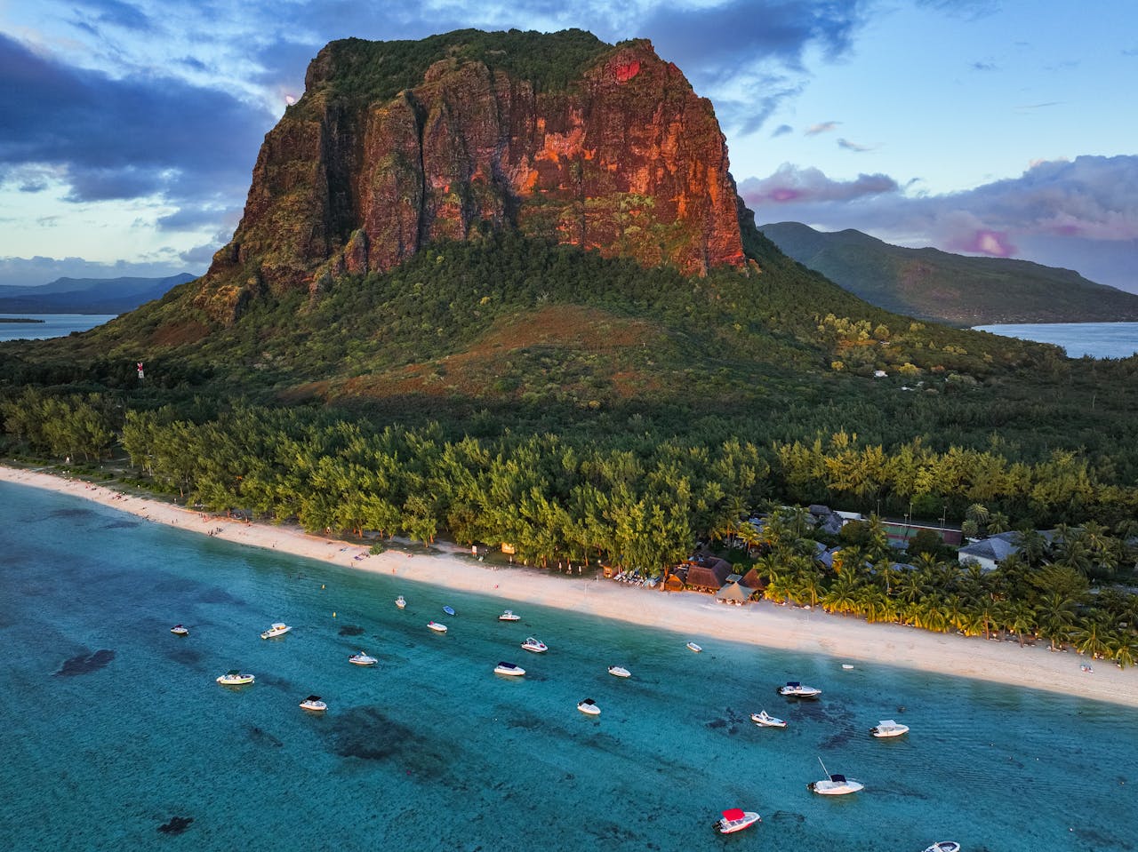 Hiking Le Morne