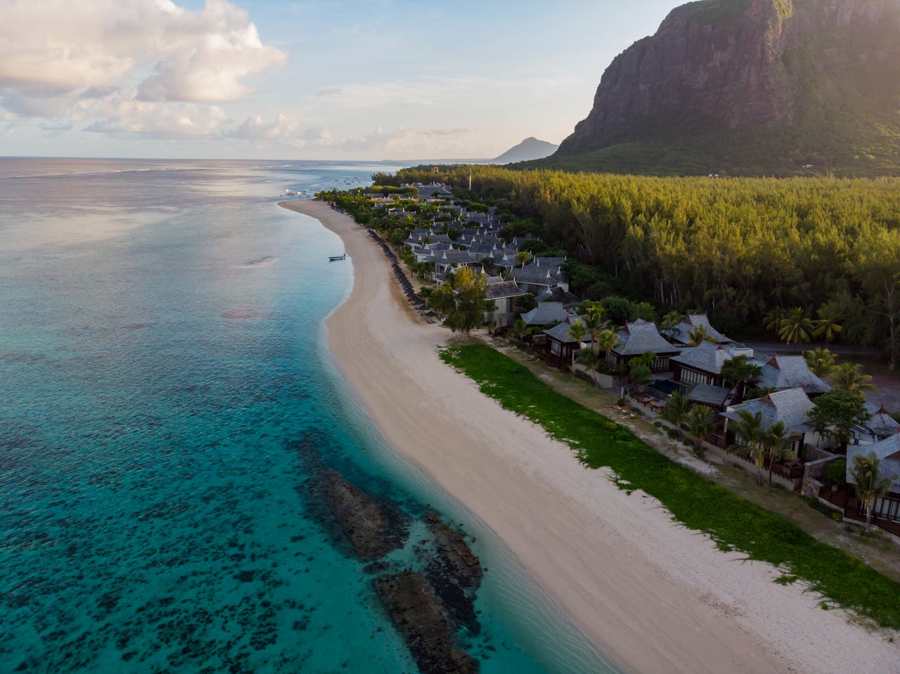 Hiking Le Morne