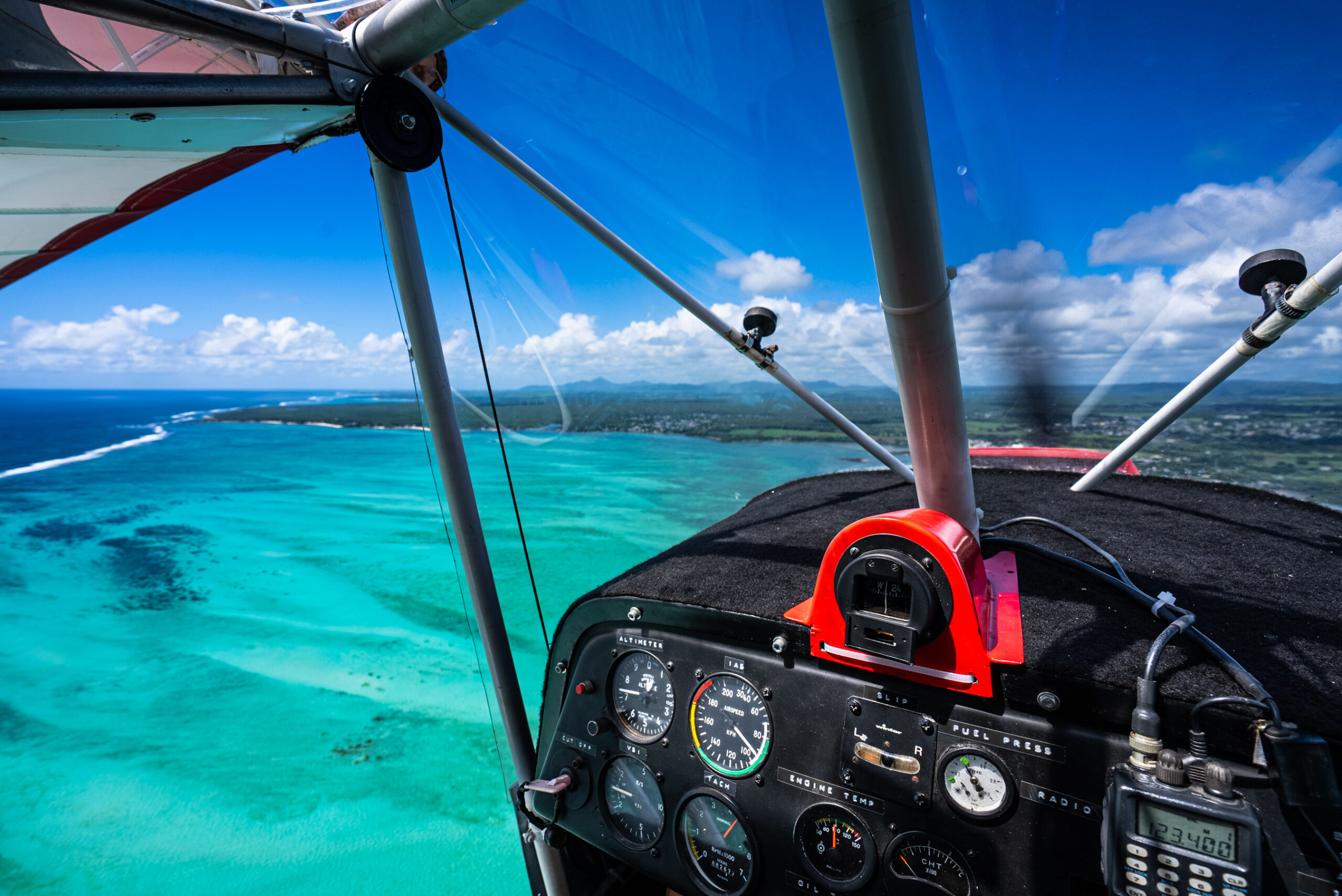 Fly Over the Underwater Waterfall: Mauritius Seaplane Tour
