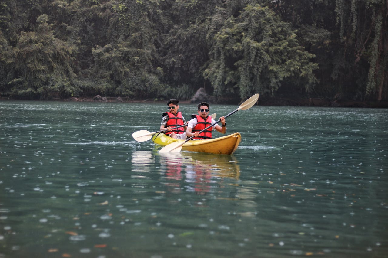 Visit To Ambre Island By Kayak